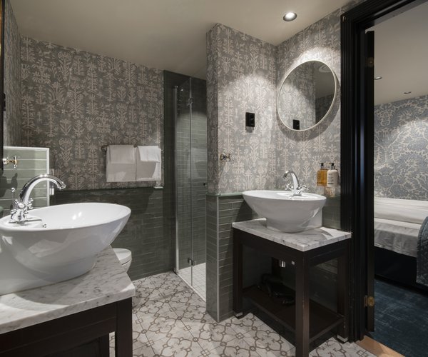 Twin washbasins in the junior suite bathroom